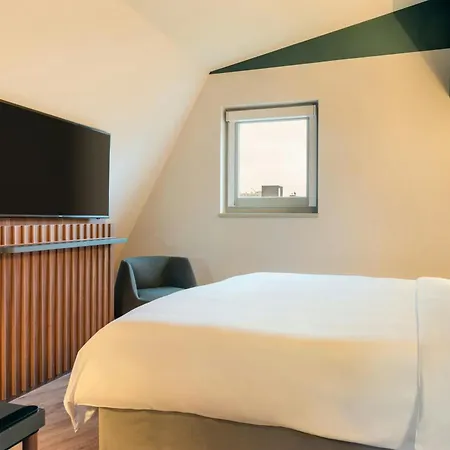 Hotel Renaissance