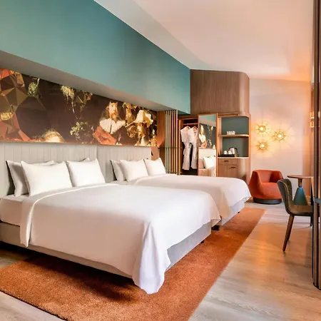Hotel Renaissance
