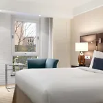 Renaissance Hotell 5*