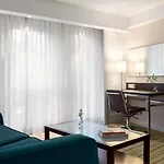 Renaissance Hotel