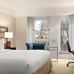 Renaissance 5*