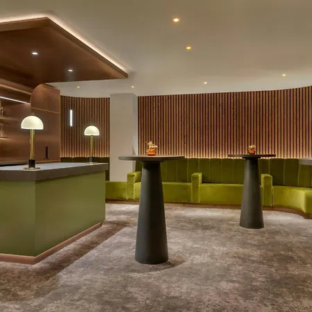 Renaissance Hotel