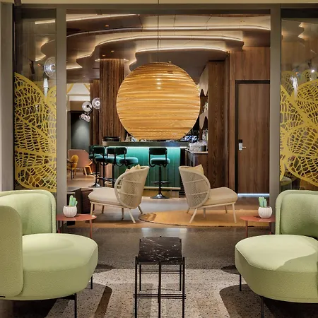 Renaissance 4* Amsterdam
