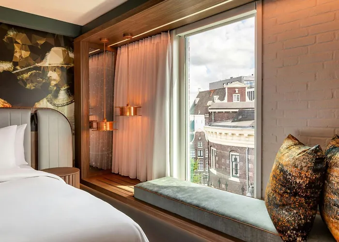 Hotel Renaissance 5*