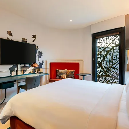 Szálloda Renaissance 5*