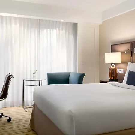 Ξενοδοχείο Renaissance 5*