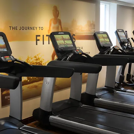 Ξενοδοχείο Renaissance 5*